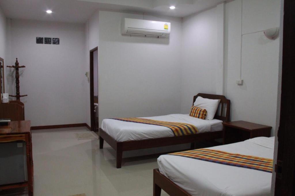 Plaifah Resort Ubon Song Khon Екстер'єр фото