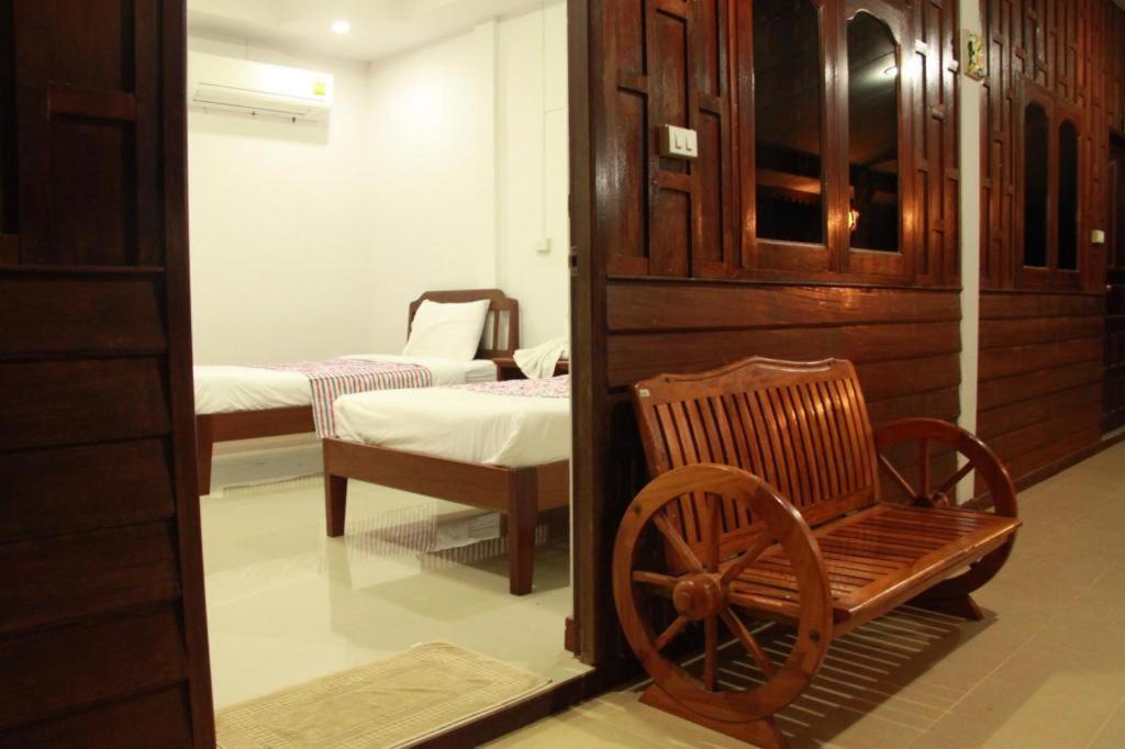Plaifah Resort Ubon Song Khon Екстер'єр фото