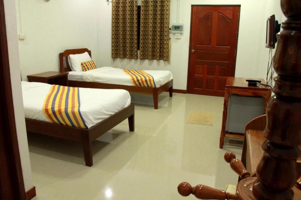 Plaifah Resort Ubon Song Khon Екстер'єр фото