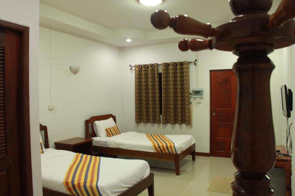 Plaifah Resort Ubon Song Khon Екстер'єр фото