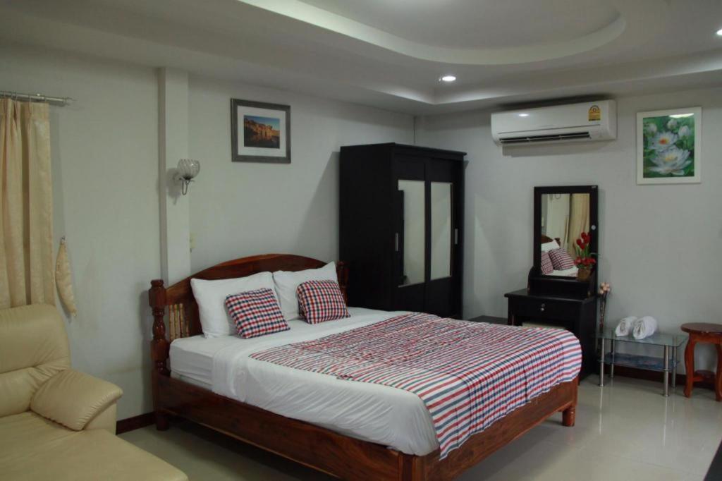 Plaifah Resort Ubon Song Khon Екстер'єр фото